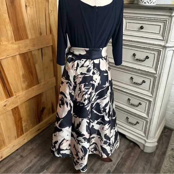 Navy and Pink R&M Dress - Picture 8 of 11